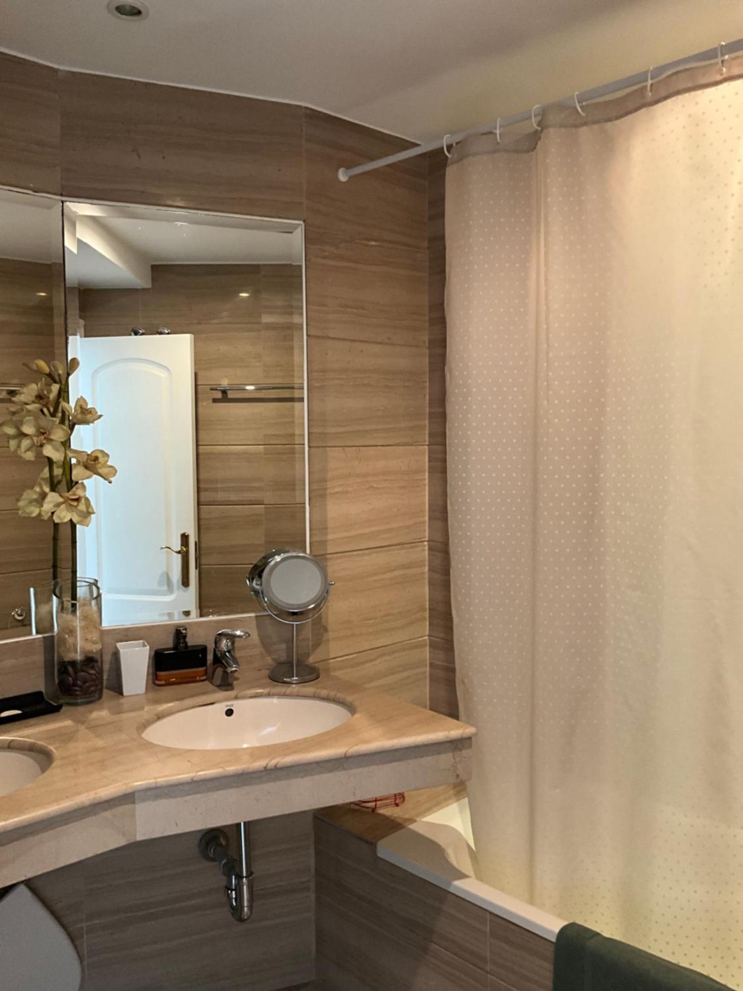 First Line Sea Apartment By Oliva Estepona Luaran gambar