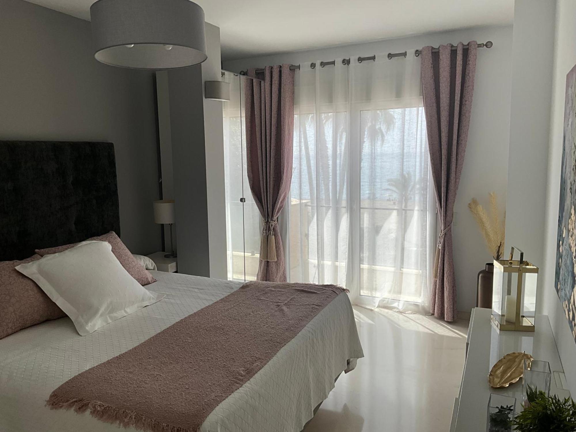 First Line Sea Apartment By Oliva Estepona Luaran gambar