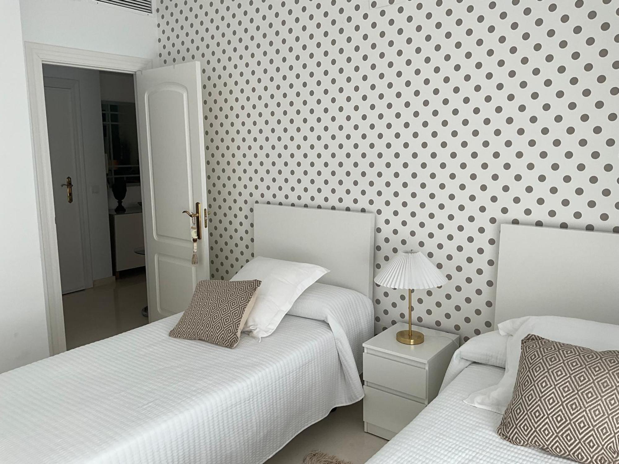 First Line Sea Apartment By Oliva Estepona Luaran gambar